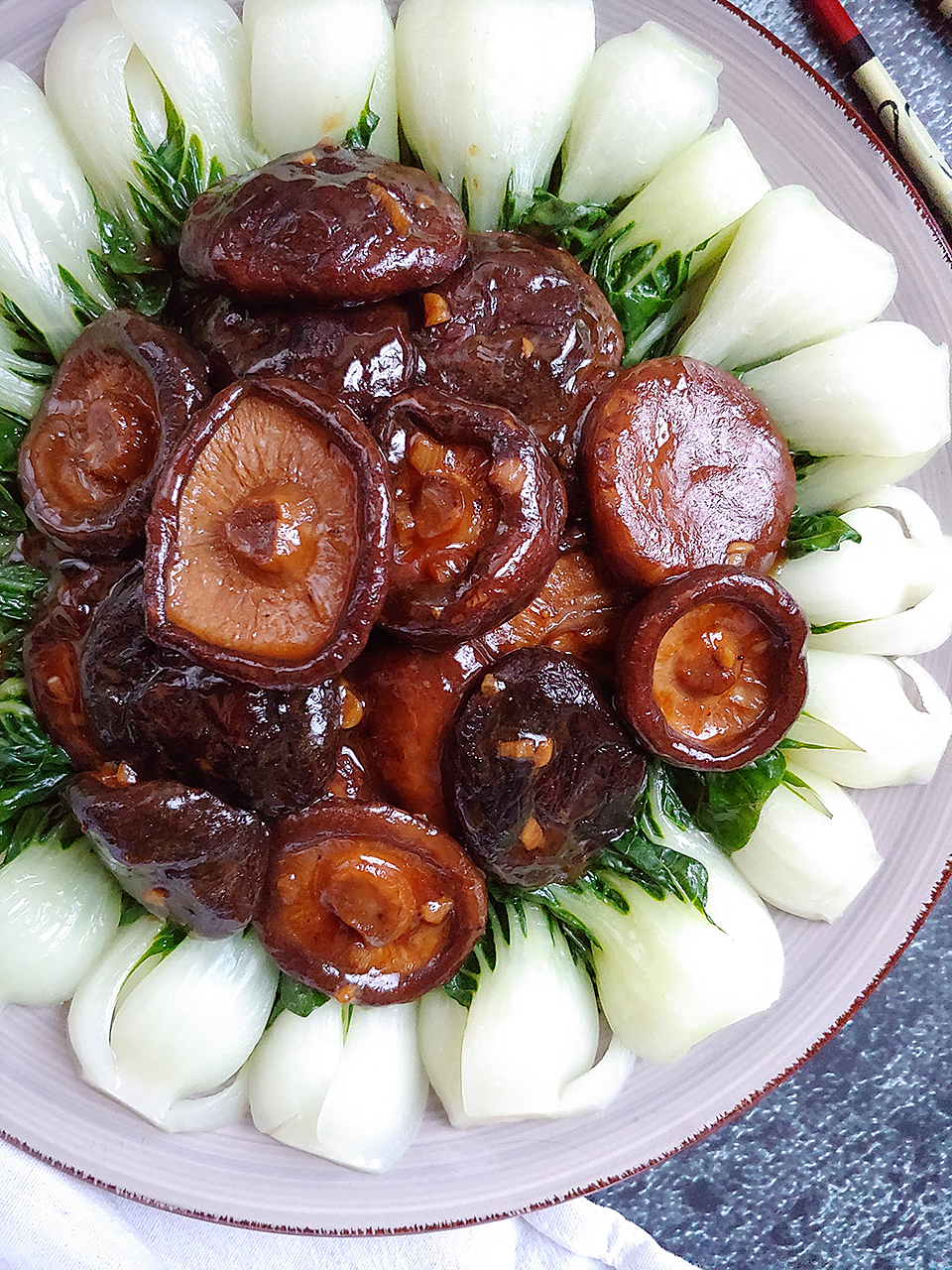 Chinese Braised Mushrooms - Cook With Chopsticks